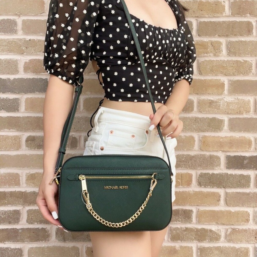 NWT Michael Kors Chain Crossbody💕Gaby’sBags - Picture 7 of 8